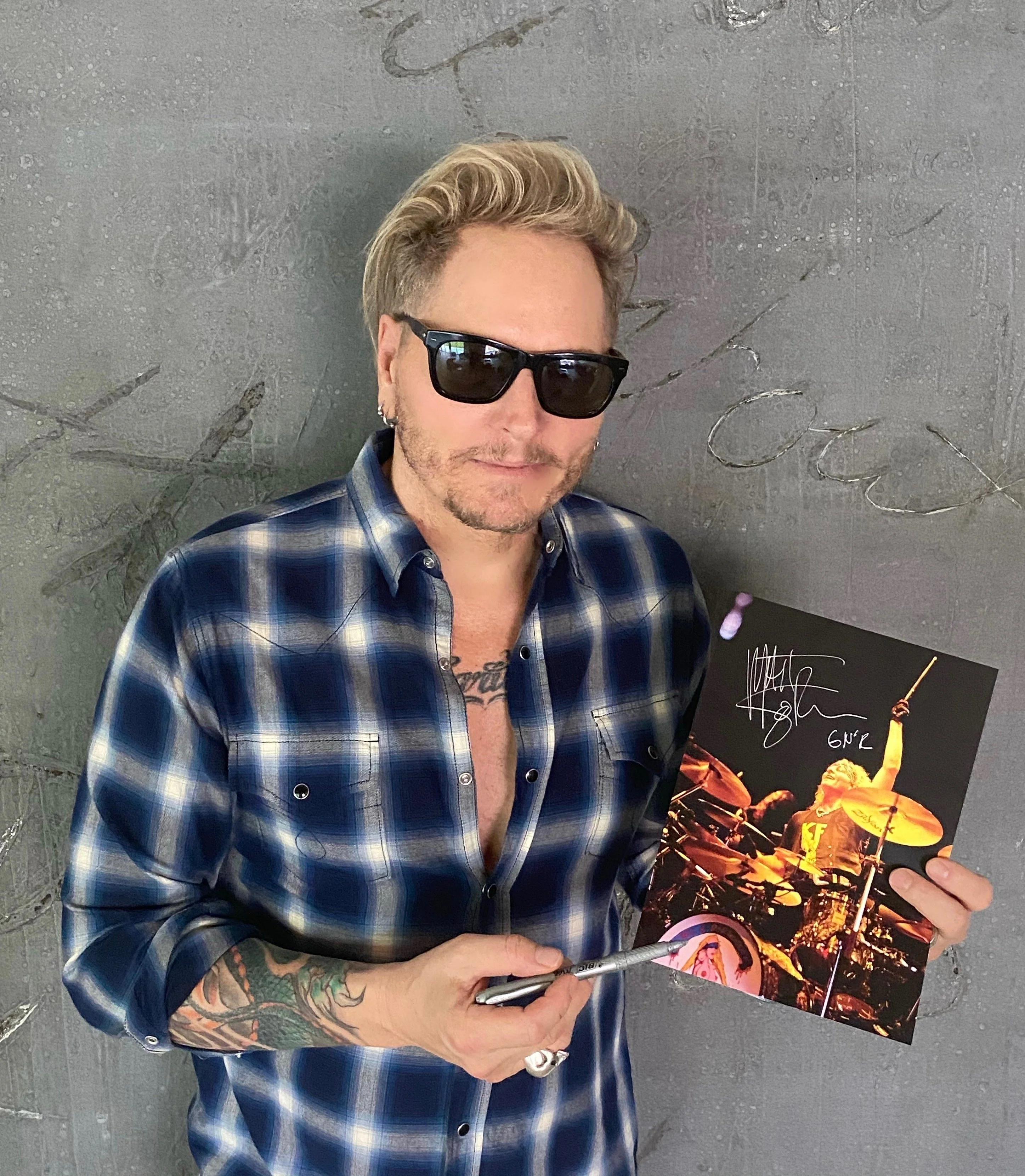 Guns N' Roses - Live Era '87-'93 w/ Autographed Photo 4 180 Gram Vinyl LPs - Image 3
