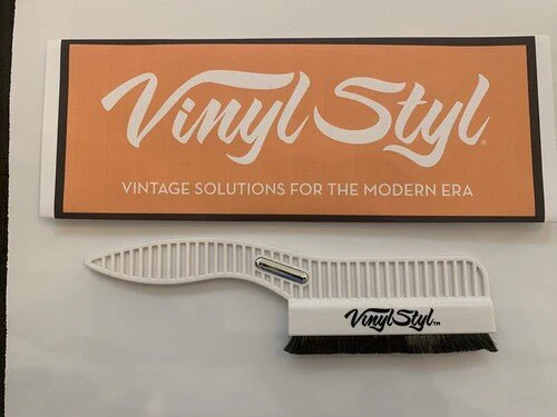 Vinyl Styl® Premium Conductive Anti-Static Record Cleaning Brush (White) - Image 2
